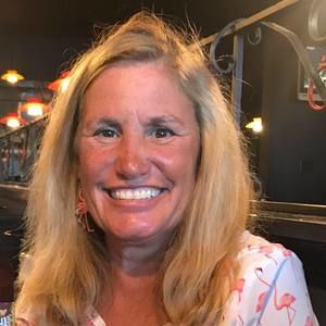 Meet your Posher, Jenny